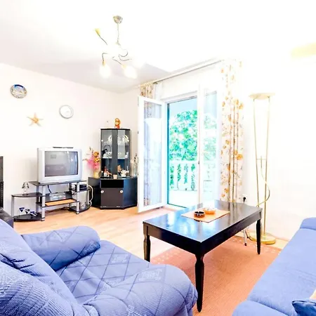 Charming With Private Pool In Mastrinka - 98 Sqm Trogir