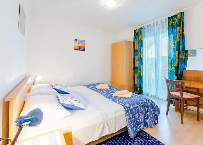 Charming With Private Pool In Mastrinka - 98 Sqm * 트로기르