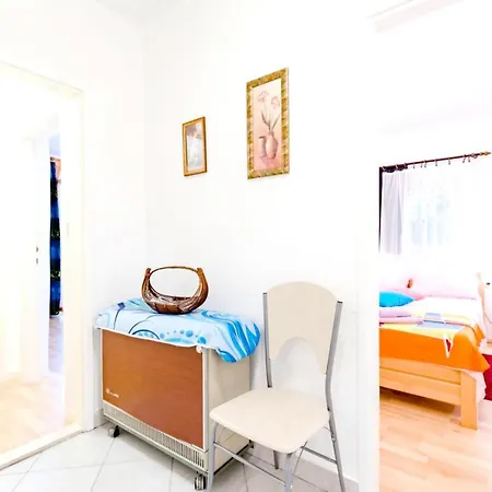 Charming Mastrinka With Private Pool Apartment *