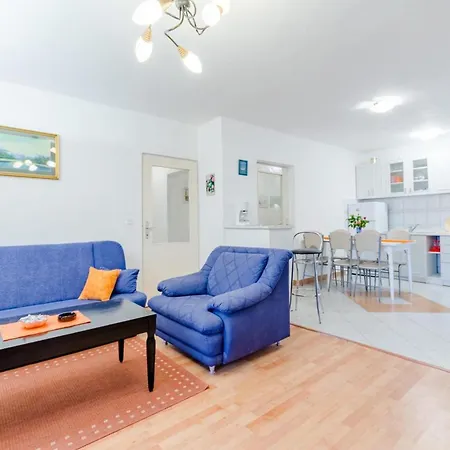 Charming With Private Pool In Mastrinka - 98 Sqm * Trogir