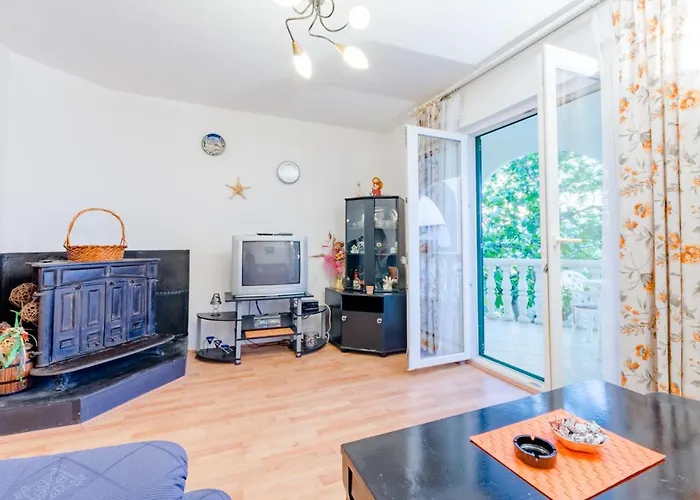 Charming With Private Pool In Mastrinka - 98 Sqm Appartement Trogir