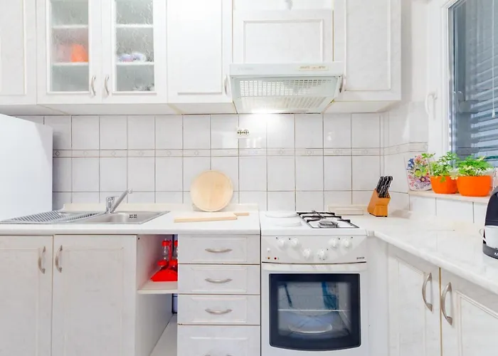 Charming With Private Pool In Mastrinka - 98 Sqm Appartement