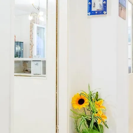 Charming With Private Pool In Mastrinka - 98 Sqm アパート